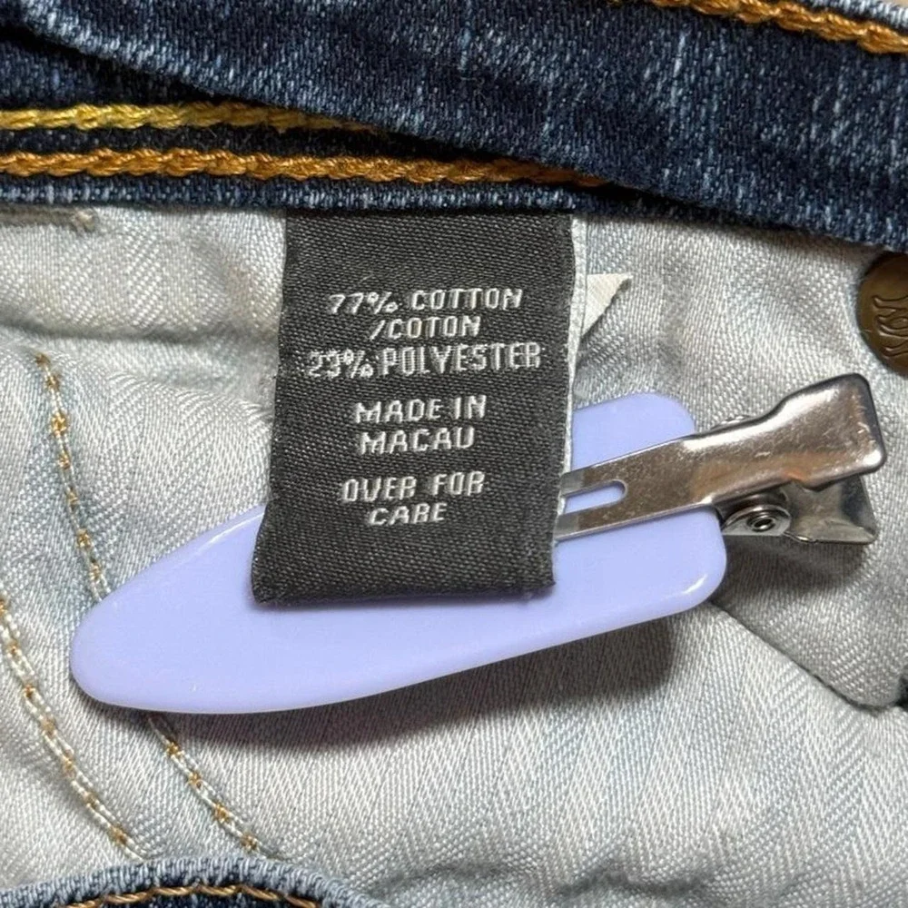 Abercrombie & Fitch Medium Wash Stretch low rise Capri Jeans Women's Size 00 Y2K